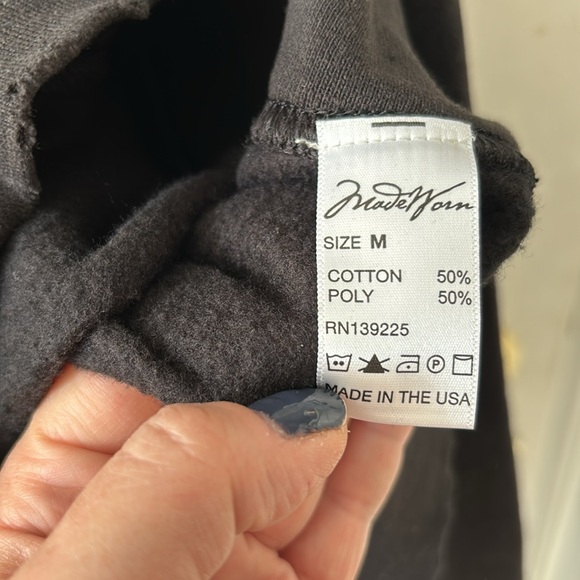 NWT Madeworn AC/DC Highway to Hell Sweatshirt M - Picture 4 of 4